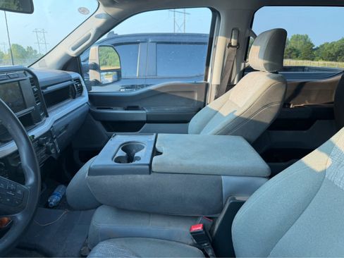 Used 2023 Ford F250 XLT w/ FX4 Off-Road Package AWD/4WD image 8