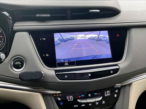 Used 2021 Cadillac XT5 Premium Luxury FWD image 26