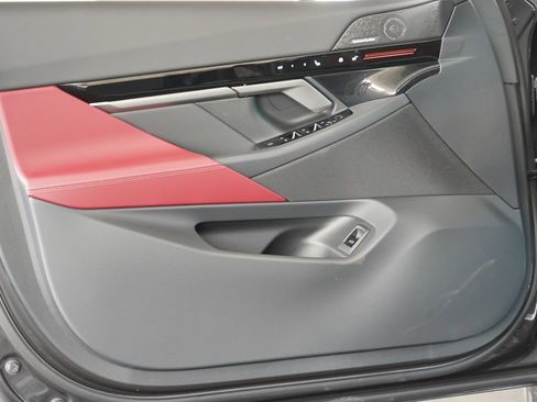 New 2026 BMW 530i RWD image 9