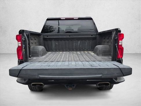 Used 2021 Chevrolet Silverado 1500 Custom Trail Boss AWD/4WD image 6