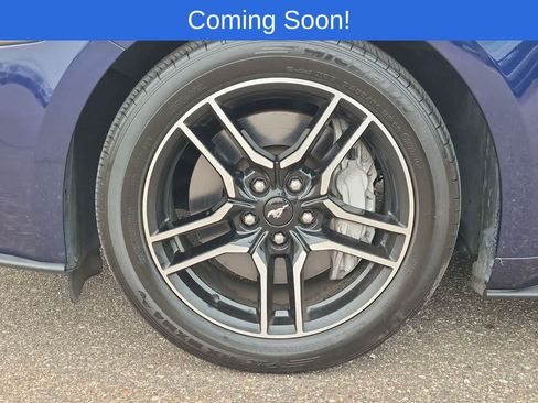 Used 2018 Ford Mustang GT RWD image 6