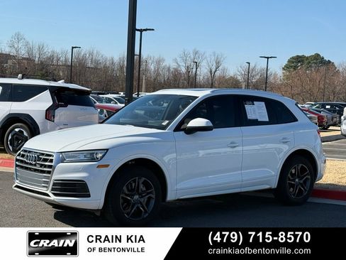 Used 2018 Audi Q5 2.0T Premium image 3