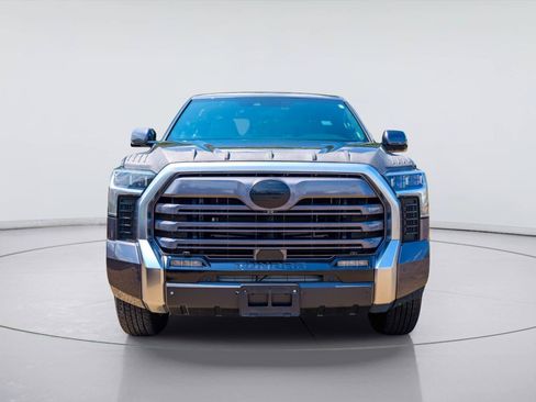 Used 2025 Toyota Tundra Limited AWD/4WD image 3