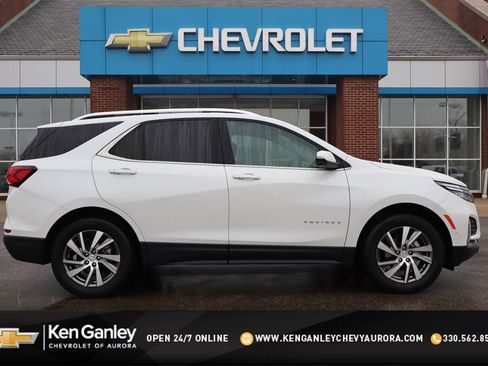 Used 2024 Chevrolet Equinox Premier image 1