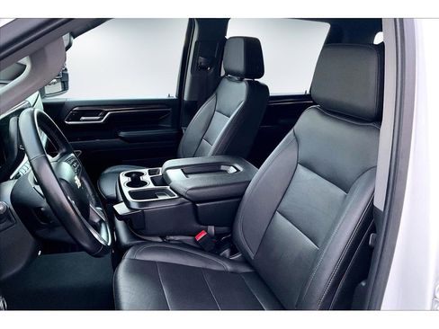 Used 2024 Chevrolet Silverado 3500 LTZ image 19