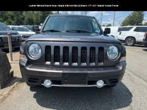 Used 2016 Jeep Patriot High Altitude AWD/4WD image 3