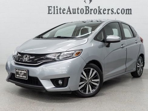 Used 2017 Honda Fit EX image 40