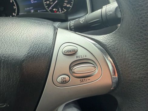 Used 2015 Nissan Murano S w/ Navigation Package image 14