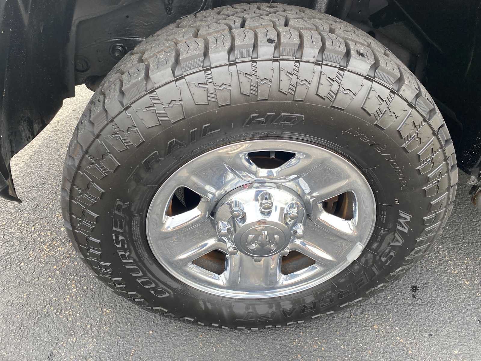 Used 2018 RAM 3500 Tradesman w/ Chrome Appearance Group AWD/4WD image 38