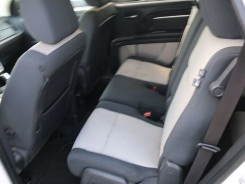 Used 2009 Dodge Journey SXT w/ Flexible Seating Group image 12