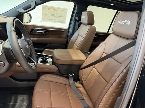 New 2026 Chevrolet Tahoe High Country AWD/4WD image 13