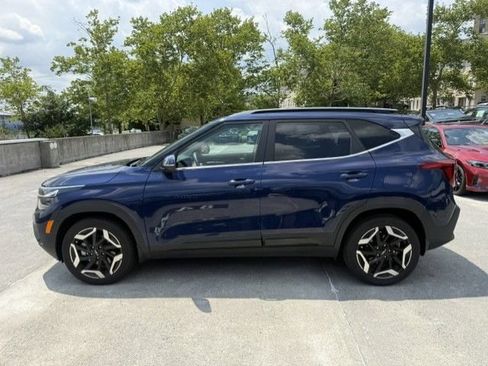 Used 2024 Kia Seltos SX w/ SX Sunroof Package AWD/4WD image 5