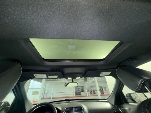Used 2018 Ford Explorer Limited image 24