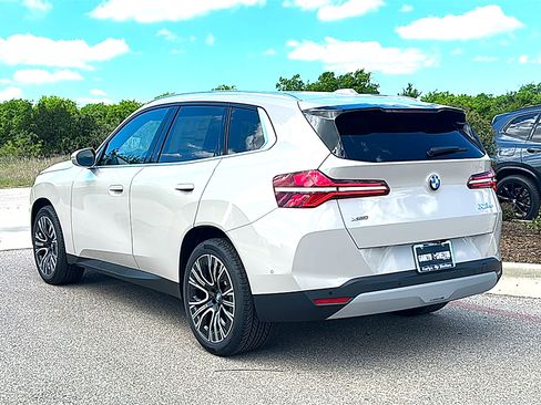 New 2026 BMW X3 xDrive30i w/ Premium Package AWD/4WD image 6