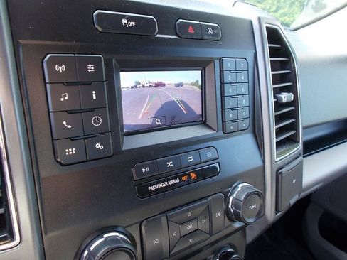 Used 2018 Ford F150 XLT RWD image 32