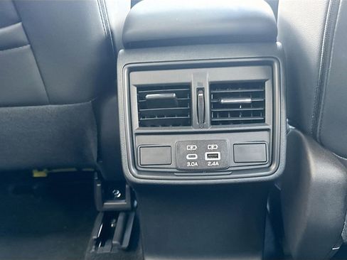 New 2026 Subaru Forester Premium AWD/4WD image 31