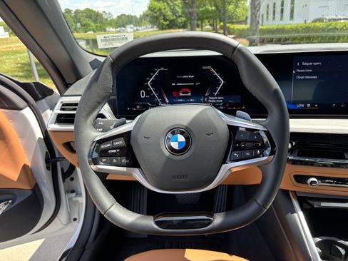 Certified 2025 BMW 430i Convertible RWD image 18