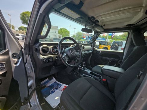 Used 2019 Jeep Wrangler Unlimited Sport S image 17