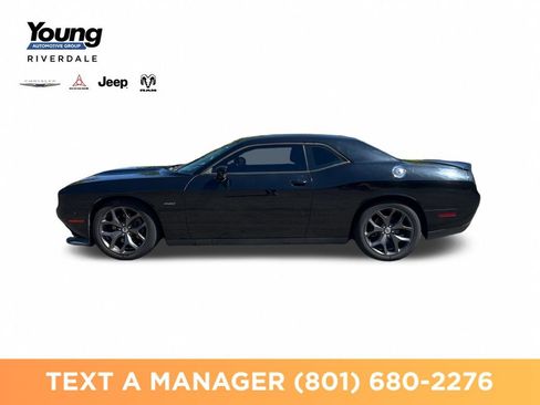 Used 2019 Dodge Challenger R/T RWD image 2