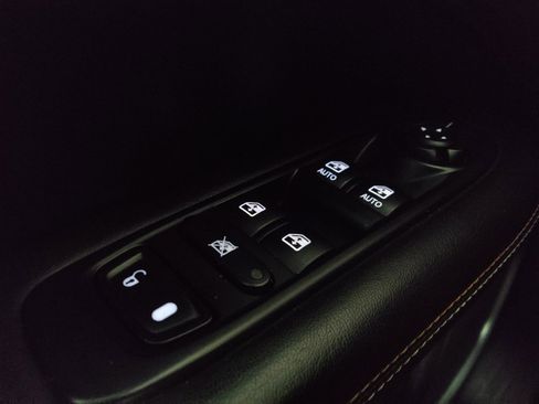 Used 2019 Jeep Compass Sport FWD image 27