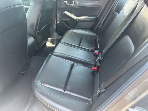 Used 2025 Acura Integra FWD image 11