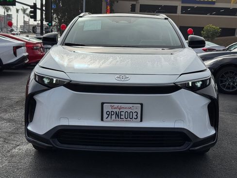 Used 2024 Toyota bZ4X FWD image 7