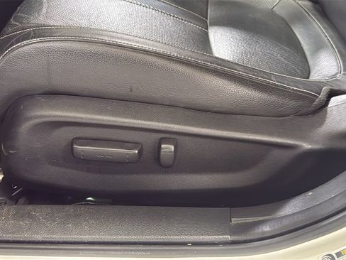 Used 2018 Honda Civic EX-L image 14