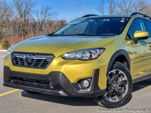 Certified 2023 Subaru Crosstrek 2.0i Premium image 2
