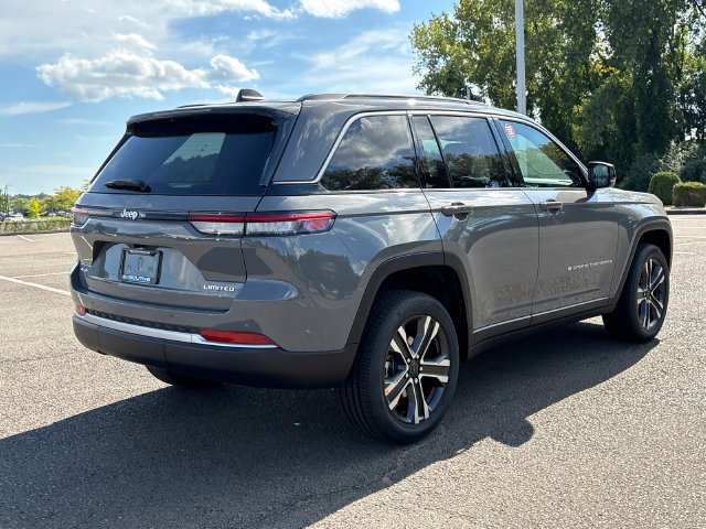 New 2027 Jeep Grand Cherokee Limited AWD/4WD image 2