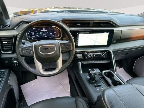 Used 2024 GMC Sierra 1500 Denali w/ Technology Package AWD/4WD image 25