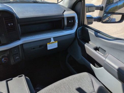 New 2026 Ford F250 XL image 17