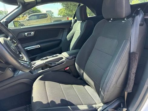 Used 2016 Ford Mustang Convertible w/ Equipment Group 051A RWD image 7