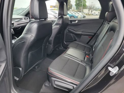 Used 2025 Ford Escape ST-Line FWD image 12