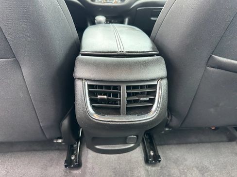 Used 2023 Chevrolet Malibu LT FWD image 23