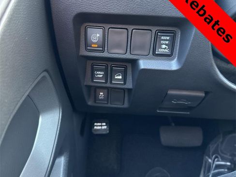 New 2025 Nissan Frontier SL image 18