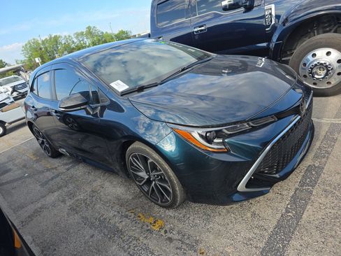 Used 2019 Toyota Corolla XSE FWD image 4