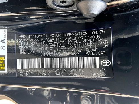 Used 2025 Toyota Corolla LE FWD image 29