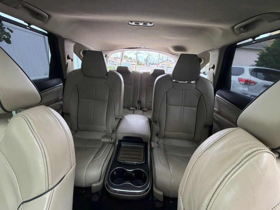 Used 2019 Acura MDX w/ Advance Package AWD/4WD image 13