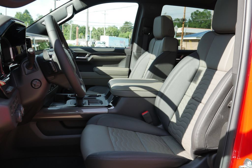 New 2026 Chevrolet Silverado 1500 ZR2 w/ LPO, Dark Essentials Package AWD/4WD image 20