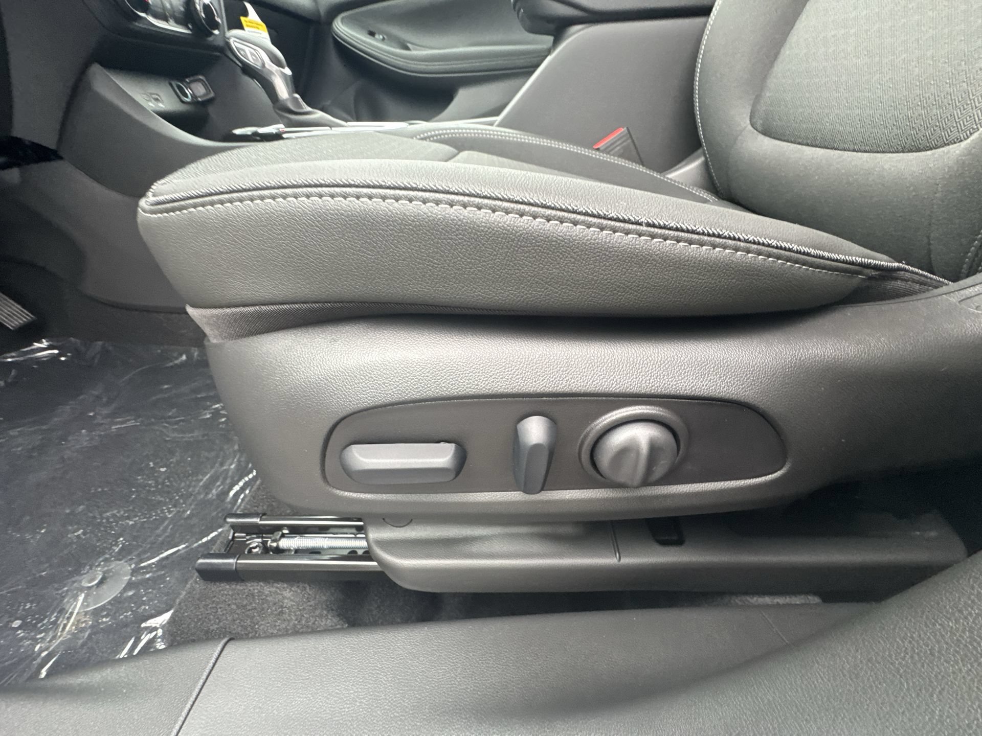 New 2026 Buick Encore GX Preferred w/ Comfort Package AWD/4WD image 14
