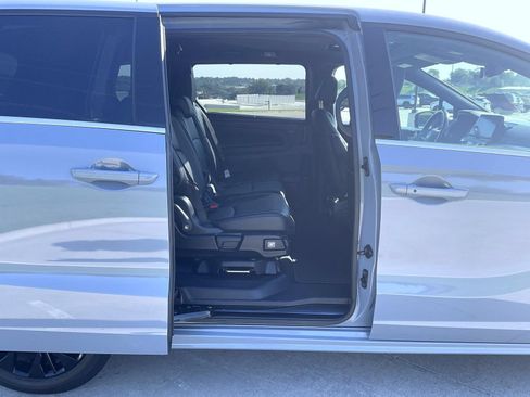 Used 2025 Honda Odyssey Sport-L image 23