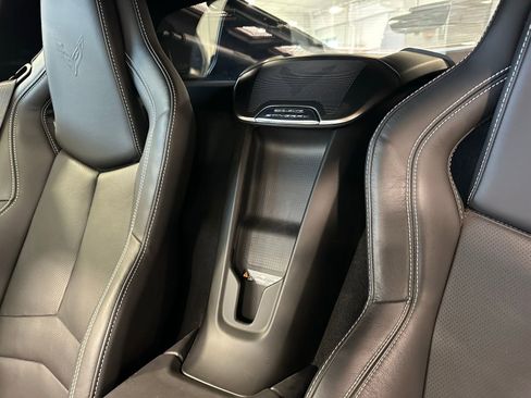 Used 2021 Chevrolet Corvette Stingray Preferred Cpe w/ Z51 Performance Package RWD image 37