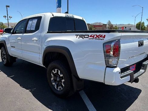 Used 2021 Toyota Tacoma TRD Off-Road w/ Technology Package AWD/4WD image 5