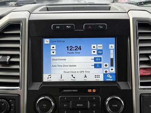 Used 2017 Ford F350 Lariat w/ Chrome Package image 27