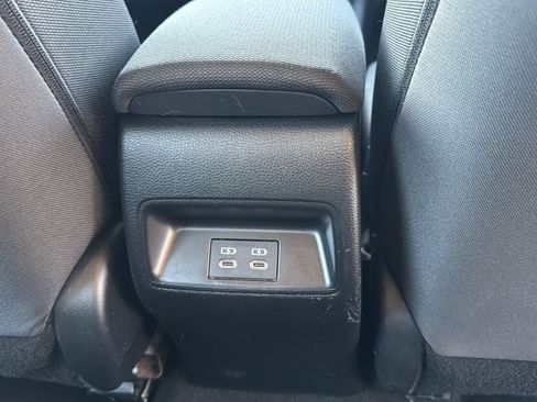 Used 2023 Toyota Corolla LE image 23