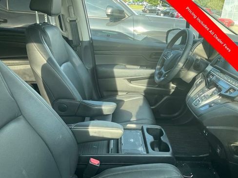 Used 2025 Honda Odyssey EX-L image 3