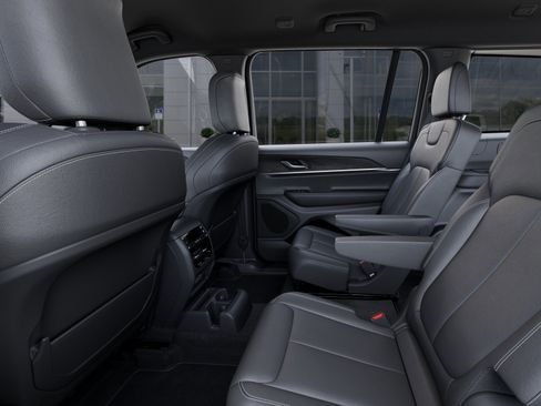 New 2025 Jeep Grand Cherokee L Limited w/ Trailer Tow Package image 23