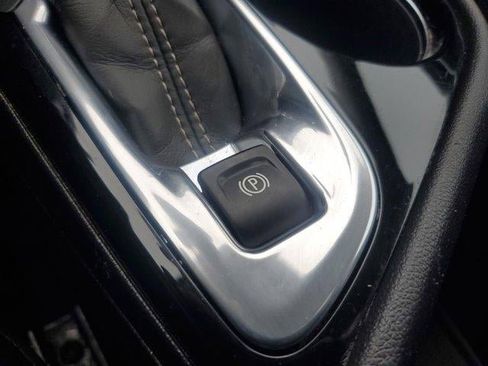 Used 2021 Buick Encore GX Essence w/ Experience Buick Package image 27