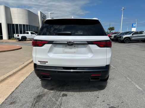 Used 2023 Chevrolet Traverse Premier w/ Redline Edition FWD image 6