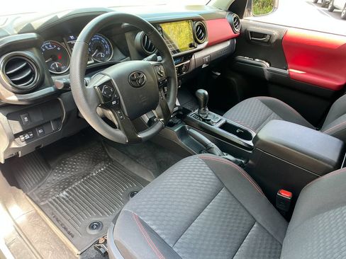 Certified 2023 Toyota Tacoma SR5 w/ Technology Package AWD/4WD image 10